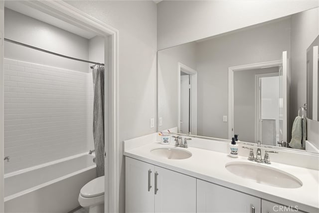 250 W Ridgewood, Long Beach, CA 90805 — photo 26 of 43
