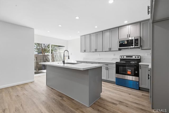 10445 Larwin unit 3 3, Chatsworth, CA 91311 — photo 13 of 36