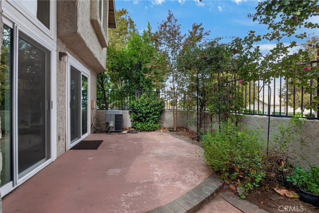 25142 Marci, Valencia, CA 91355 — photo 31 of 37