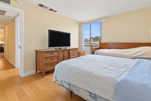 8601 International Avenue 135, Canoga Park, CA 91304 — photo 14 of 31