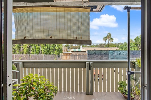 8601 International Avenue 135, Canoga Park, CA 91304 — photo 20 of 31