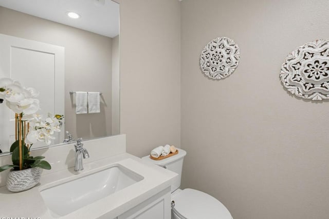 242 Morro Way 2, Simi Valley, CA 93065 — photo 13 of 43