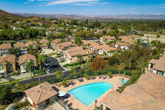 242 Morro Way 2, Simi Valley, CA 93065 — photo 40 of 43