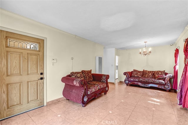 6626 Riverton Avenue, North Hollywood, CA 91606 — photo 4 of 34