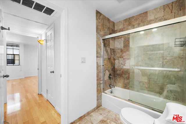740 N Kings Road 114, West Hollywood, CA 90069 — photo 23 of 34