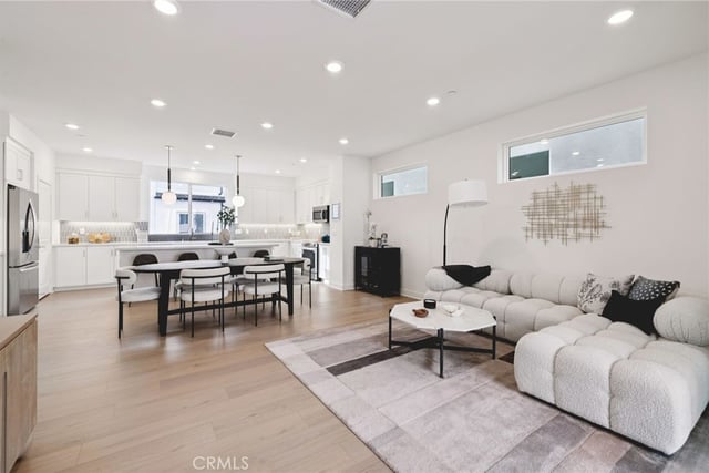 1697 Constellation Drive, San Pedro, CA 90732 — photo 5 of 20
