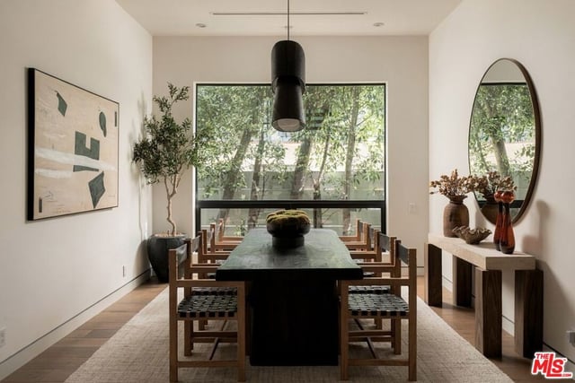 103 N Laurel Avenue, Los Angeles, CA 90048 — photo 4 of 75