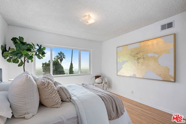 4799 Bonvue Avenue, Los Angeles, CA 90027 — photo 24 of 33
