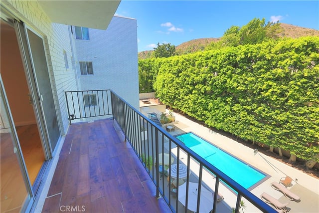 7309 Franklin Avenue 406, Los Angeles, CA 90046 — photo 32 of 36