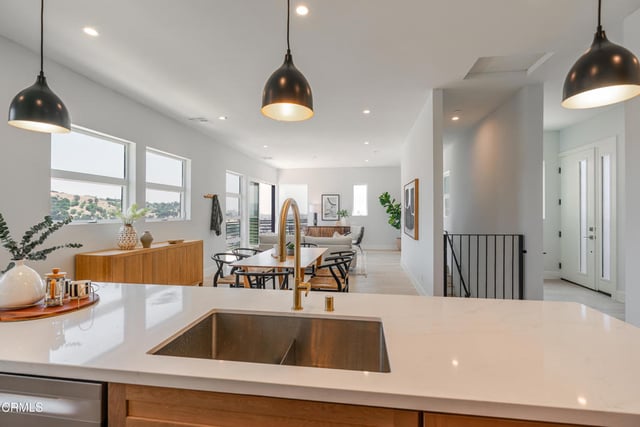 3874 W Point Drive, Los Angeles, CA 90065 — photo 15 of 43
