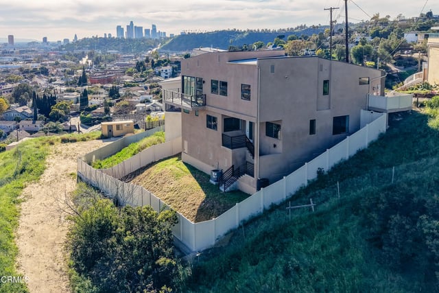 3874 W Point Drive, Los Angeles, CA 90065 — photo 38 of 43