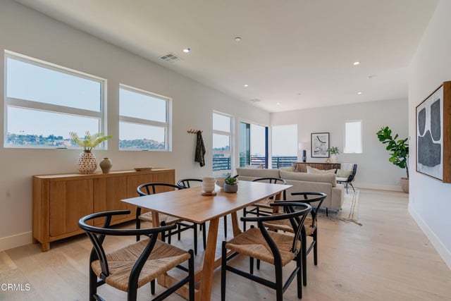 3874 W Point Drive, Los Angeles, CA 90065 — photo 5 of 43