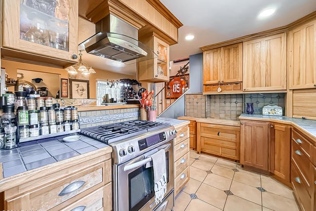 1772 Regent Street, Camarillo, CA 93010 — photo 6 of 40
