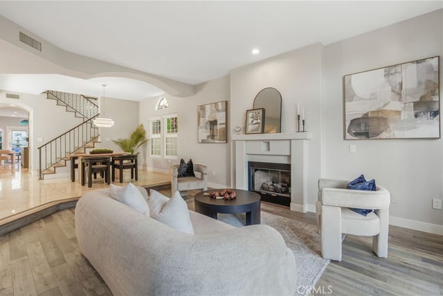 4040 E 6th, Long Beach, CA 90814 — photo 2 of 47