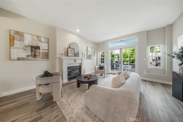 4040 E 6th, Long Beach, CA 90814 — photo 4 of 47