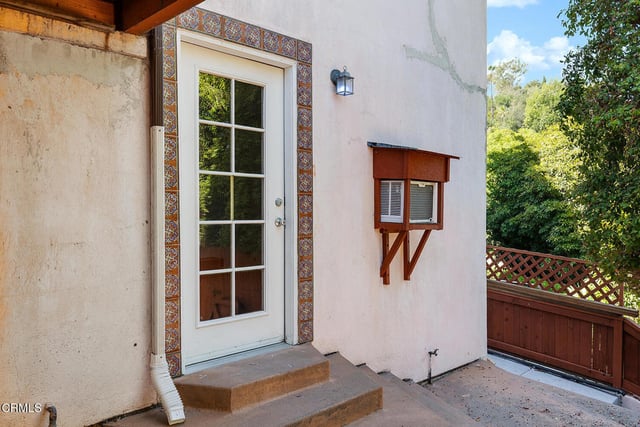 1341 Cambridge Drive, Glendale, CA 91205 — photo 16 of 21