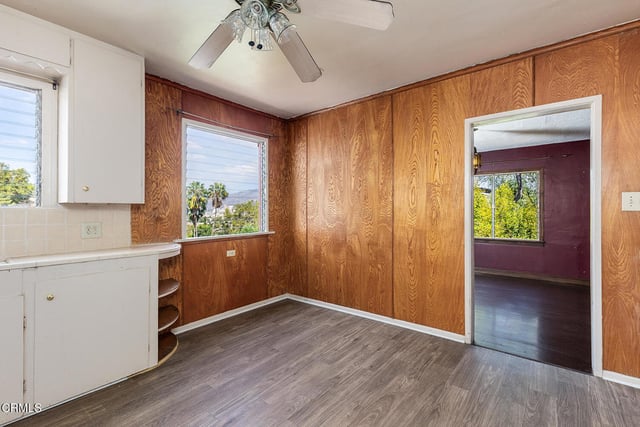 1341 Cambridge Drive, Glendale, CA 91205 — photo 7 of 21