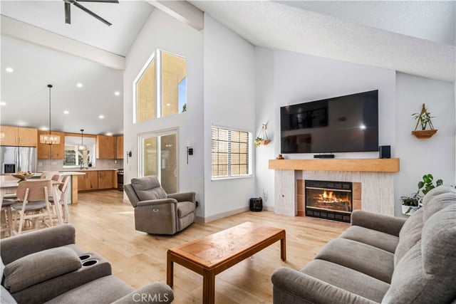42502 W 52nd Street, Quartz Hill, CA 93536 — photo 3 of 41