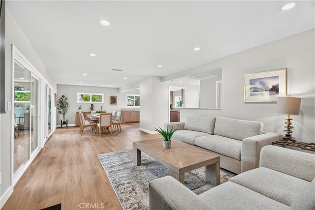 10500 Monogram, Granada Hills, CA 91344 — photo 9 of 36