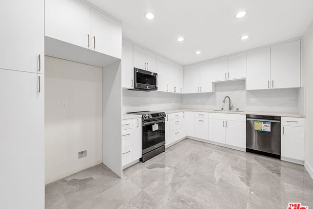 1325 Valley View Road 201, Glendale, CA 91202 — photo 9 of 34