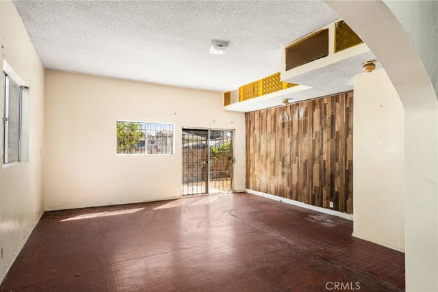 638 E 137th, Los Angeles, CA 90059 — photo 18 of 37