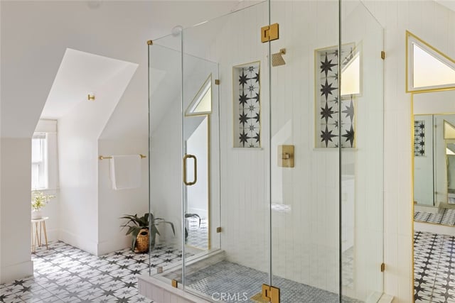 5850 Burwood Ave, Los Angeles, CA 90042 — photo 28 of 49