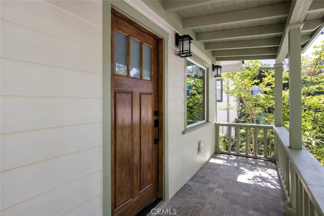 5850 Burwood Ave, Los Angeles, CA 90042 — photo 5 of 49