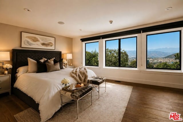 7825 Torreyson Drive, Los Angeles, CA 90046 — photo 8 of 22