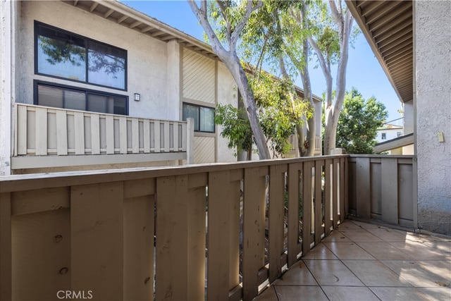 18433 Hatteras 507, Tarzana, CA 91356 — photo 9 of 26