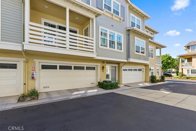 1800 Oak Street 319, Torrance, CA 90501 — photo 2 of 37