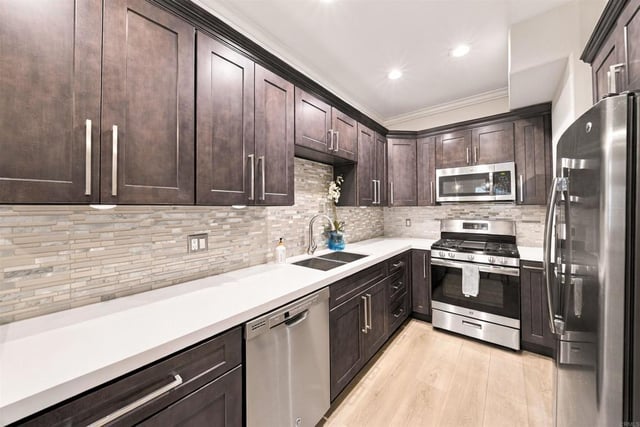 14819 Magnolia Boulevard 7, Sherman Oaks, CA 91403 — photo 9 of 25