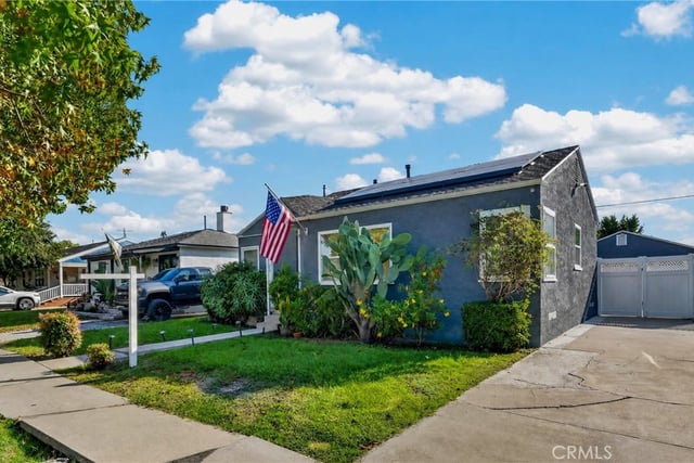 3718 Charlemagne Avenue, Long Beach, CA 90808 — photo 3 of 33