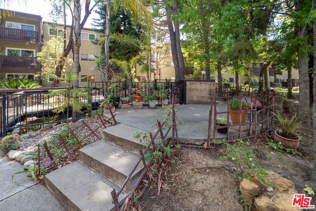 5840 Benner Street 205, Los Angeles, CA 90042 — photo 36 of 43
