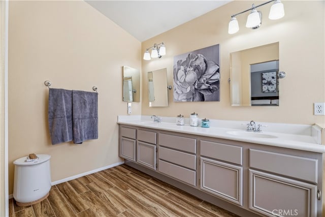 27660 Elk Ridge, Castaic, CA 91384 — photo 26 of 41