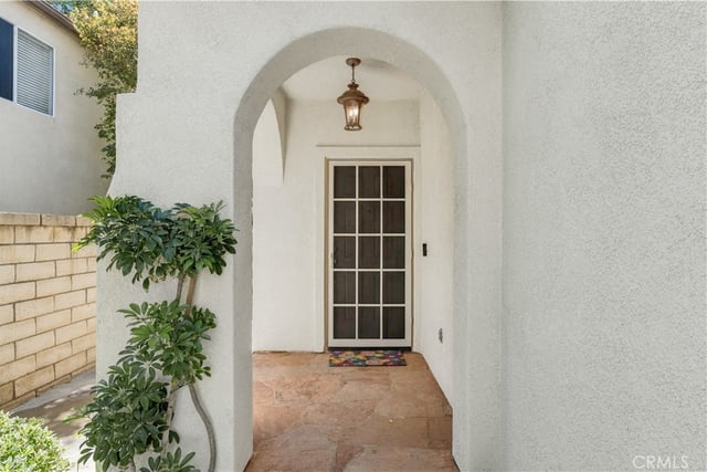 27660 Elk Ridge, Castaic, CA 91384 — photo 3 of 41