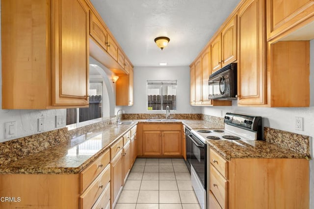 4910 Oceanaire Street, Oxnard, CA 93035 — photo 22 of 44