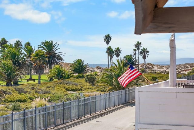 4910 Oceanaire Street, Oxnard, CA 93035 — photo 4 of 44