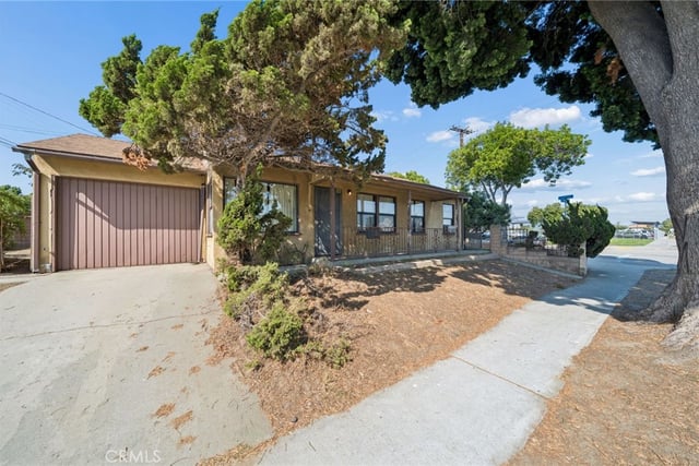 11359 Leffingwell, Norwalk, CA 90650 — photo 3 of 34