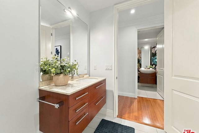 8121 Norton Avenue 201, Los Angeles, CA 90046 — photo 39 of 63
