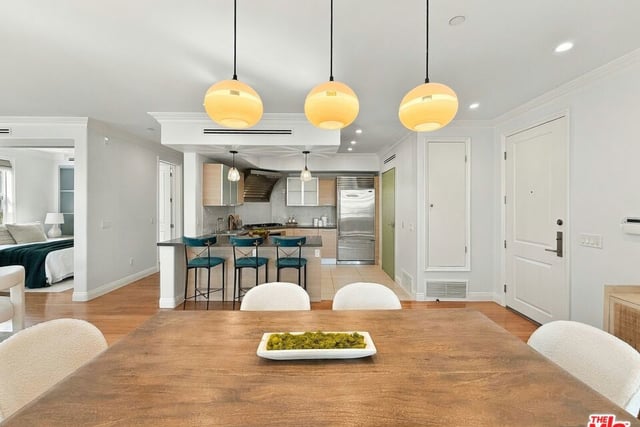 8121 Norton Avenue 201, Los Angeles, CA 90046 — photo 7 of 63