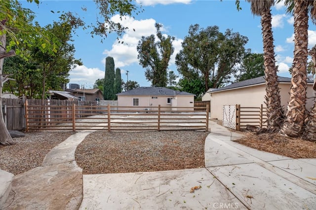 7032 Crebs Avenue, Reseda, CA 91335 — photo 35 of 51
