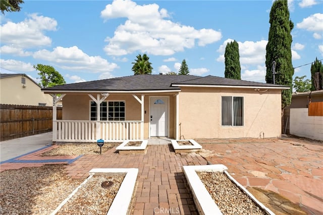 7032 Crebs Avenue, Reseda, CA 91335 — photo 5 of 51