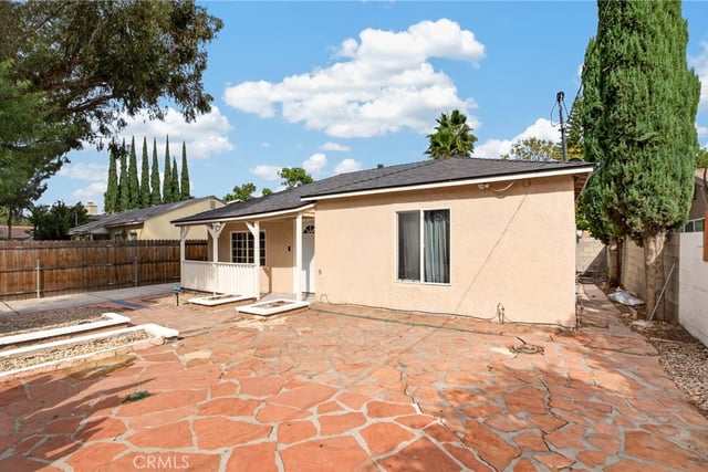 7032 Crebs Avenue, Reseda, CA 91335 — photo 7 of 51