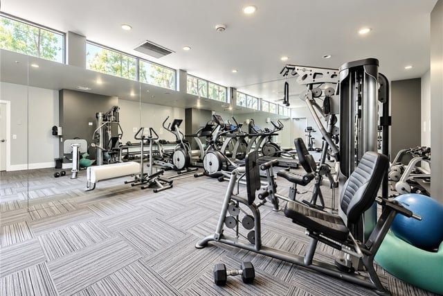 18350 Hatteras Street 233, Tarzana, CA 91356 — photo 11 of 11