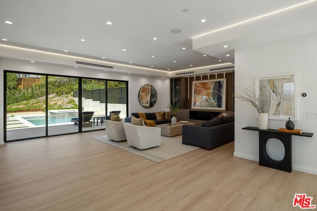 2119 Ewing Street, Los Angeles, CA 90039 — photo 11 of 63