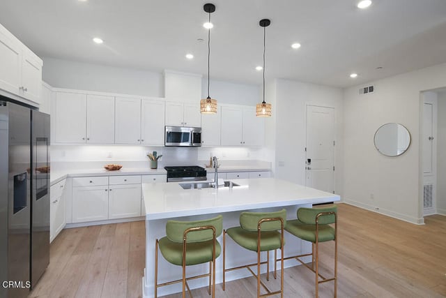 27212 Diamond Peak Lane 301, Valencia, CA 91381 — photo 10 of 40