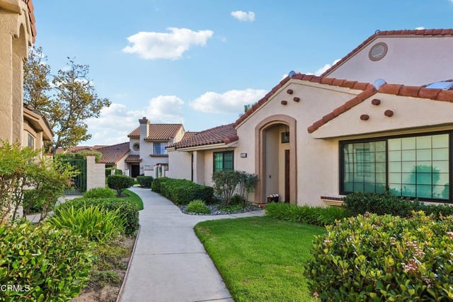 390 Country Club Drive B, Simi Valley, CA 93065 — photo 28 of 42
