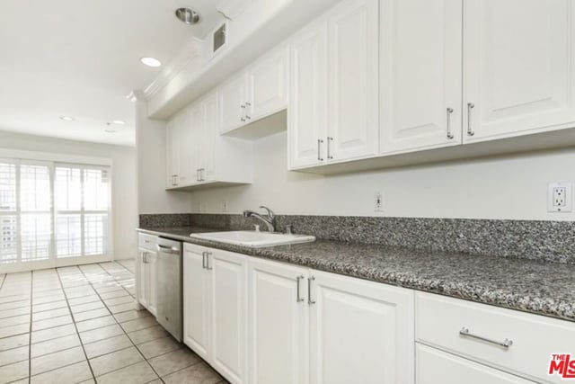 1817 Selby Avenue 102, Los Angeles, CA 90025 — photo 14 of 29