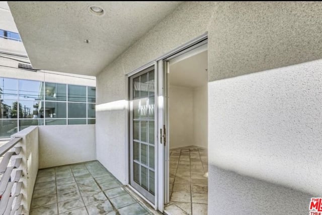 1817 Selby Avenue 102, Los Angeles, CA 90025 — photo 26 of 29