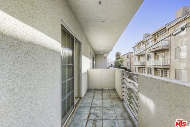 1817 Selby Avenue 102, Los Angeles, CA 90025 — photo 27 of 29